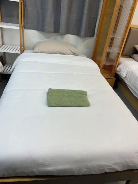 2 Double 3 Single  2 Sofa Beds Studio