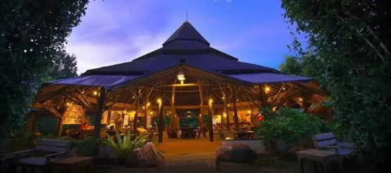 The Cliff and River Jungle Resort