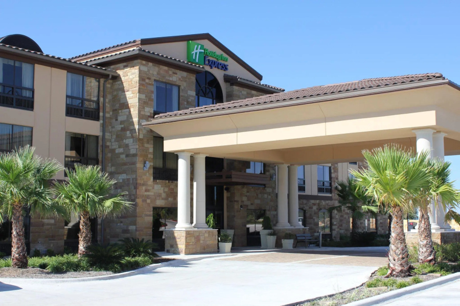 Holiday Inn Express & Suites Austin NW - Lakeway by IHG