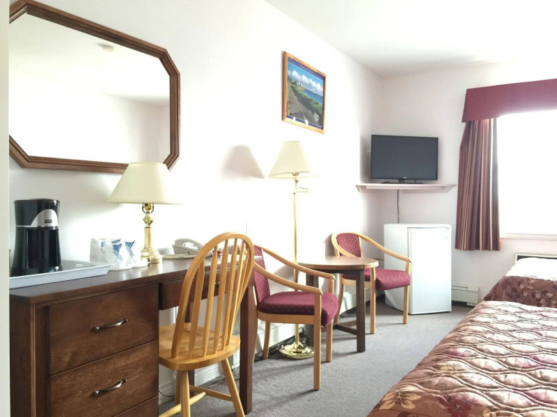 Sherwood Inn and Motel