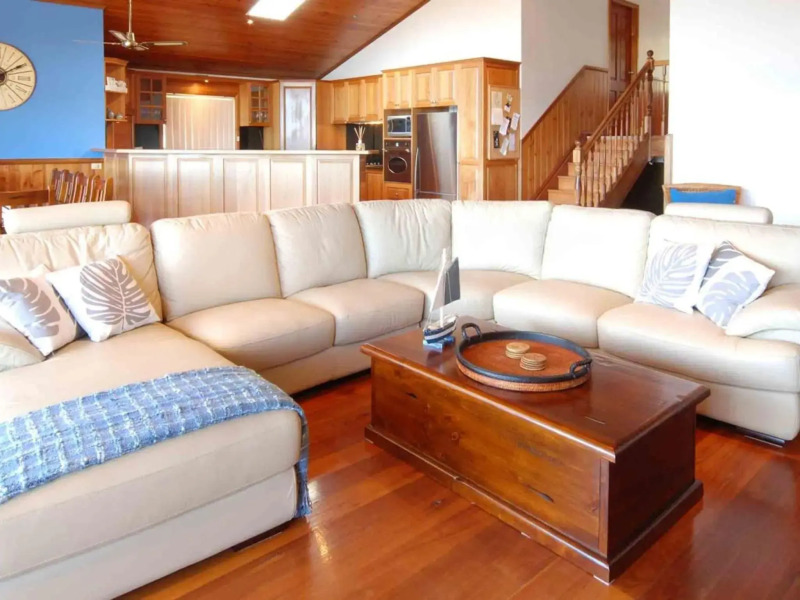 NOBLEVIEW Gerringong 4pm check out Sundays