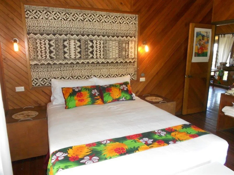 Dolphin Bay Divers Bungalow