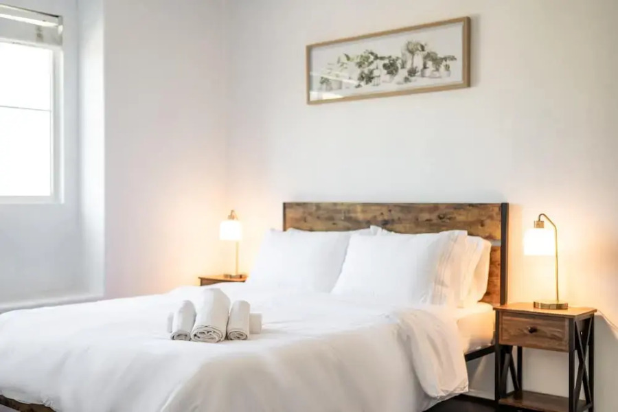 Bright Airy 5B Home Workspace Outdoor Lounge