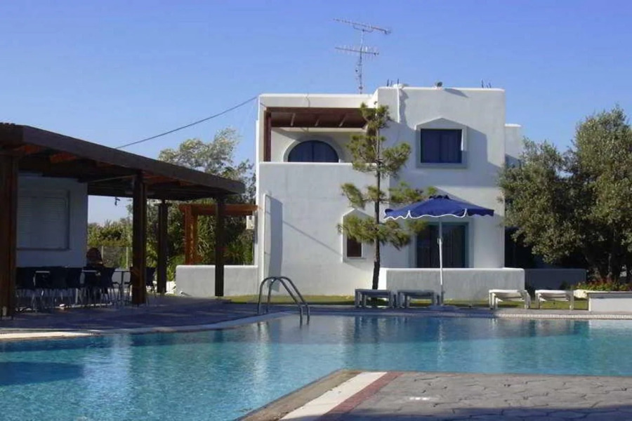 Triantafyllas Apartments