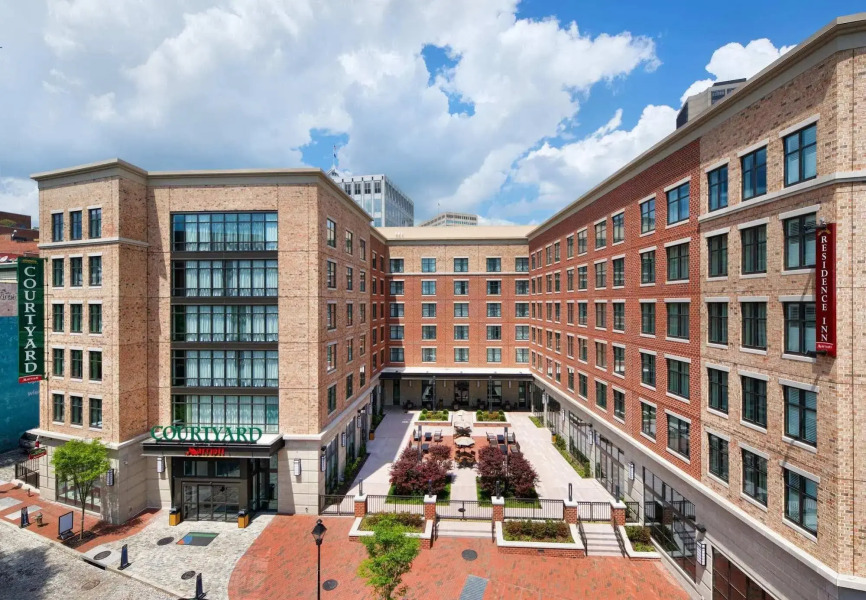 Courtyard by Marriott Richmond Downtown