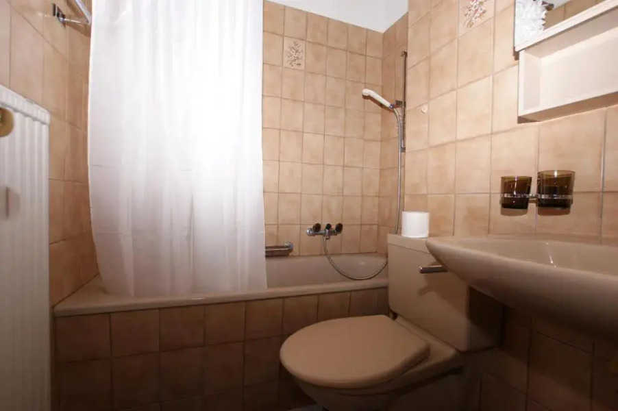 Cadras - Two Bedroom