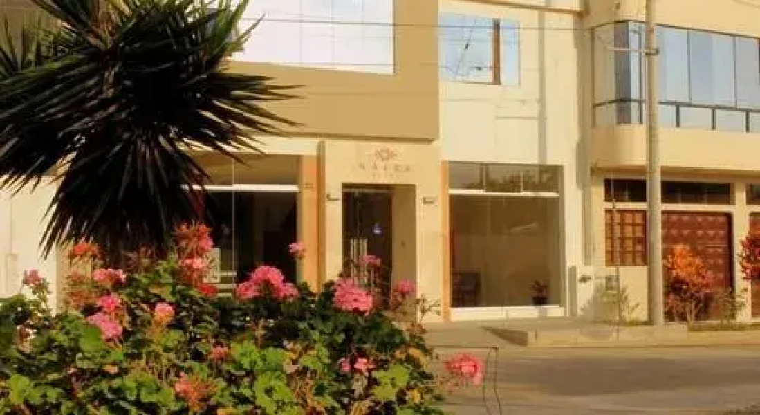 Naira Hotel