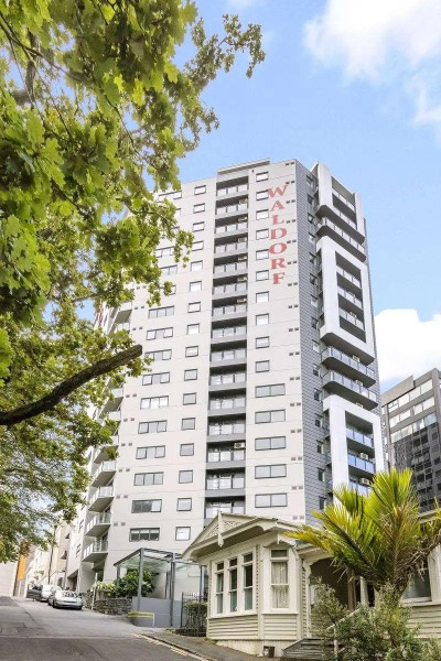 Nesuto St Martins Apartment Hotel