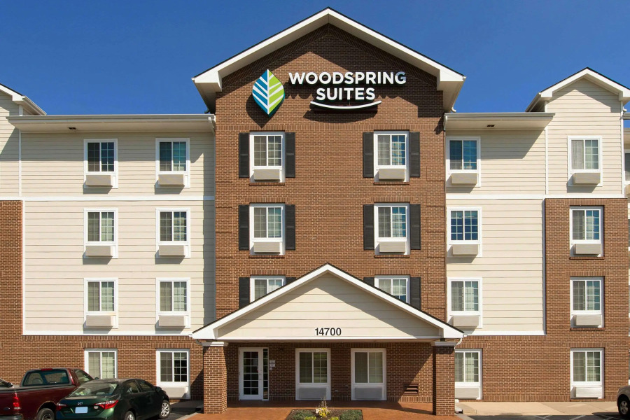 WoodSpring Suites Kansas City Lenexa
