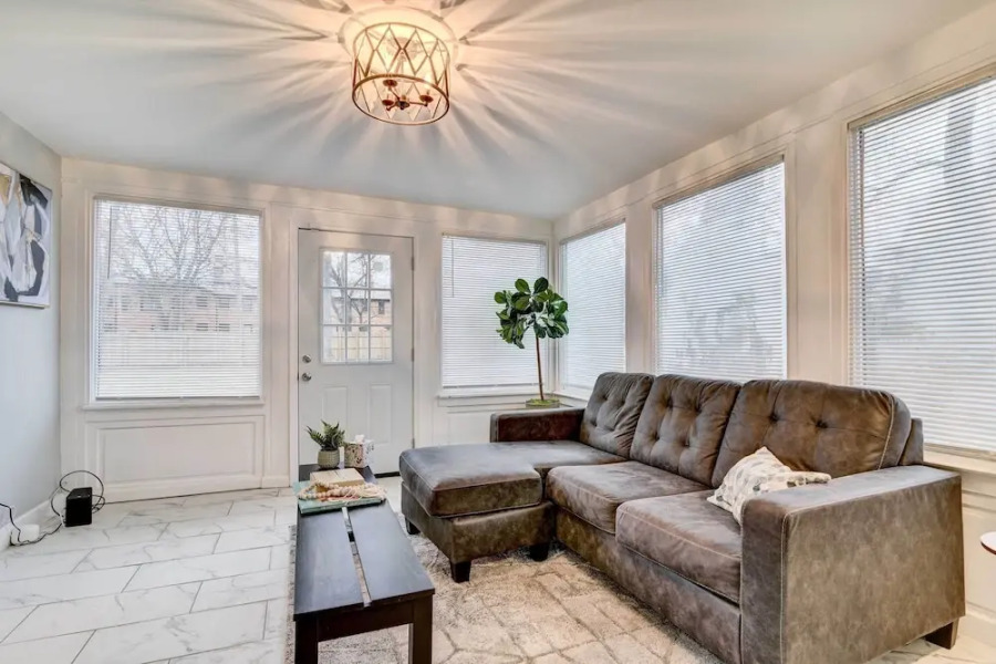 Luxurious Detroit Home - Walk to Golf & Park!