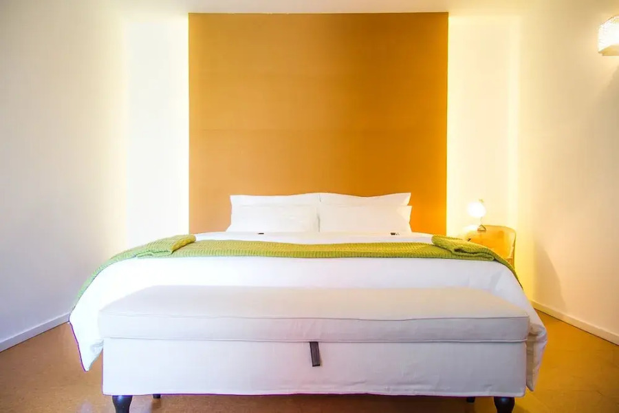 Liiiving in Porto Oporto Garden Pool House