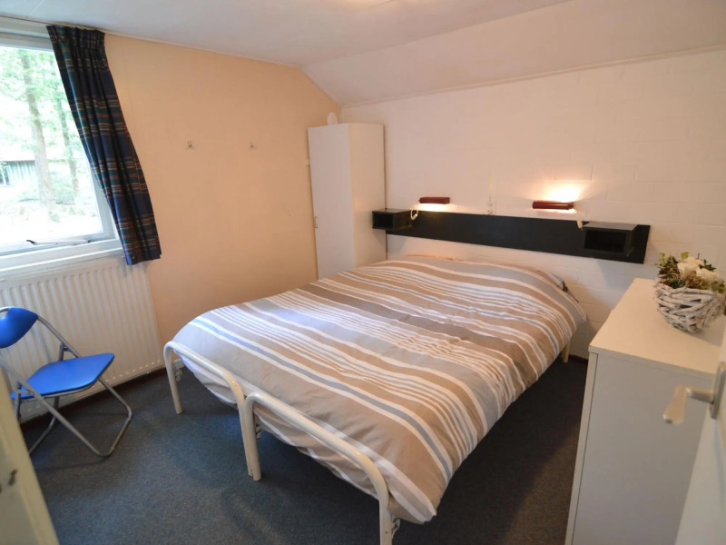 Detached Bungalow With Lovely Covered Terrace