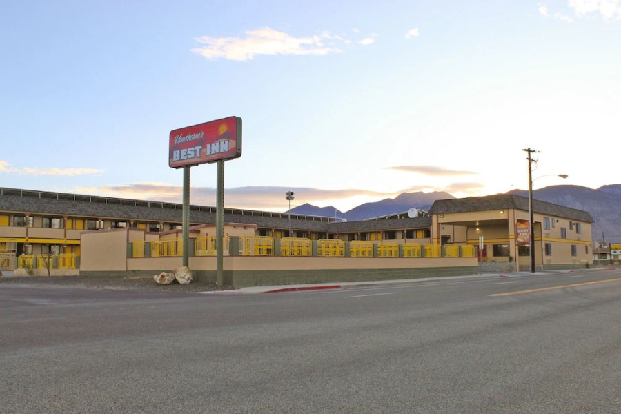 Hawthorne's Best Inn