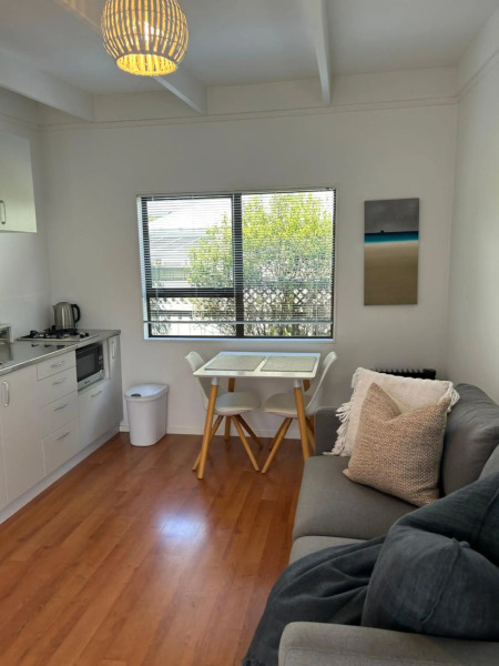 Evolve Bach (Adults Only)