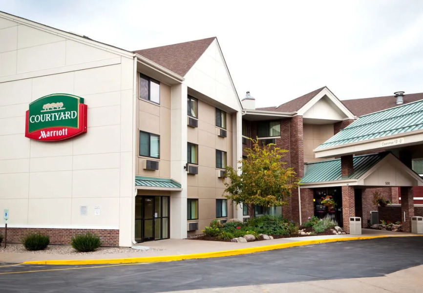 Courtyard La Crosse Downtown/Mississippi Riverfront