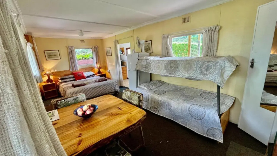 Open Plan Lagoon View Chalet