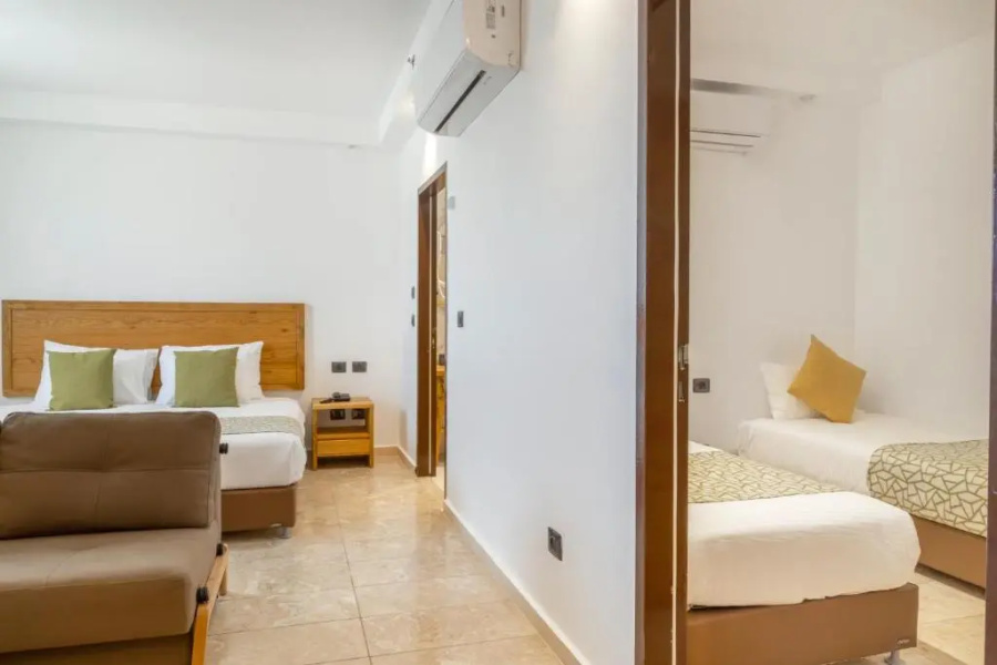 Ramon Suites Hotel