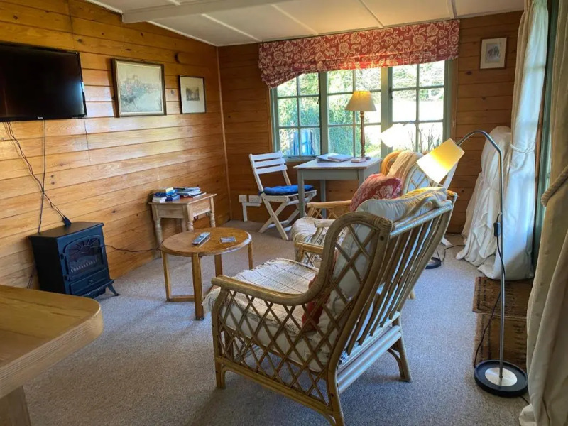 The Lodge on the Marsh