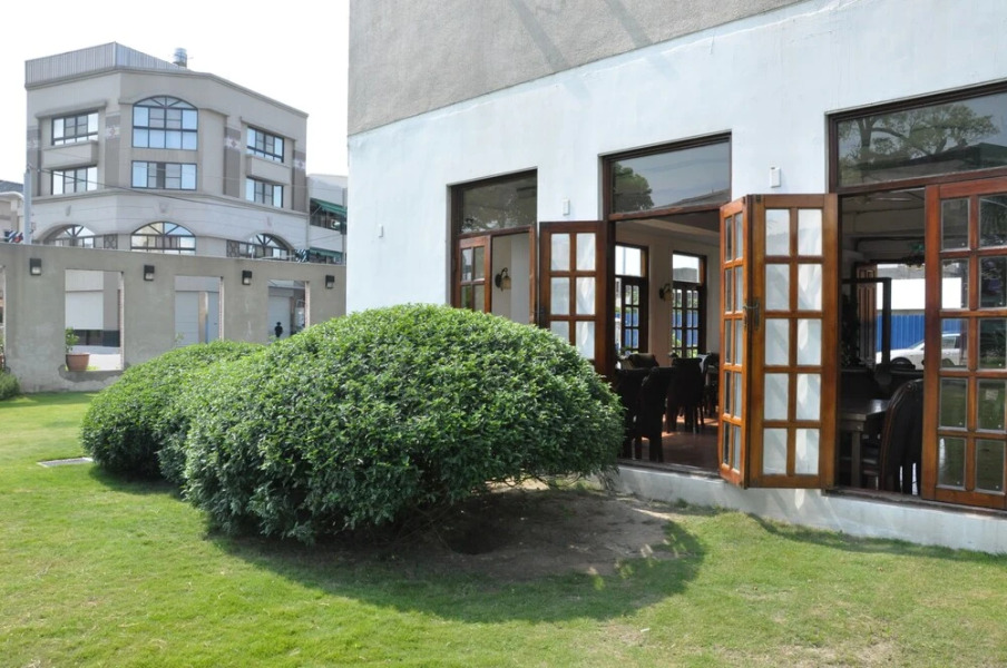 LK Breakfast and Beds