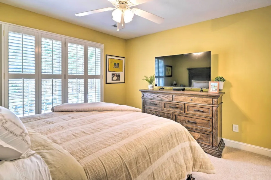 Golfer's Dream Near Clubhouse of PCC No 6!