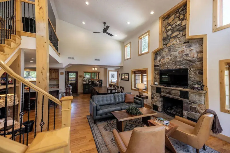 Engen Hus Bed and Breakfast