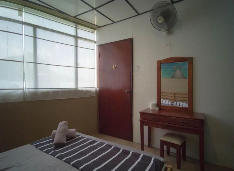 Le Nomade Hostel & Cafe