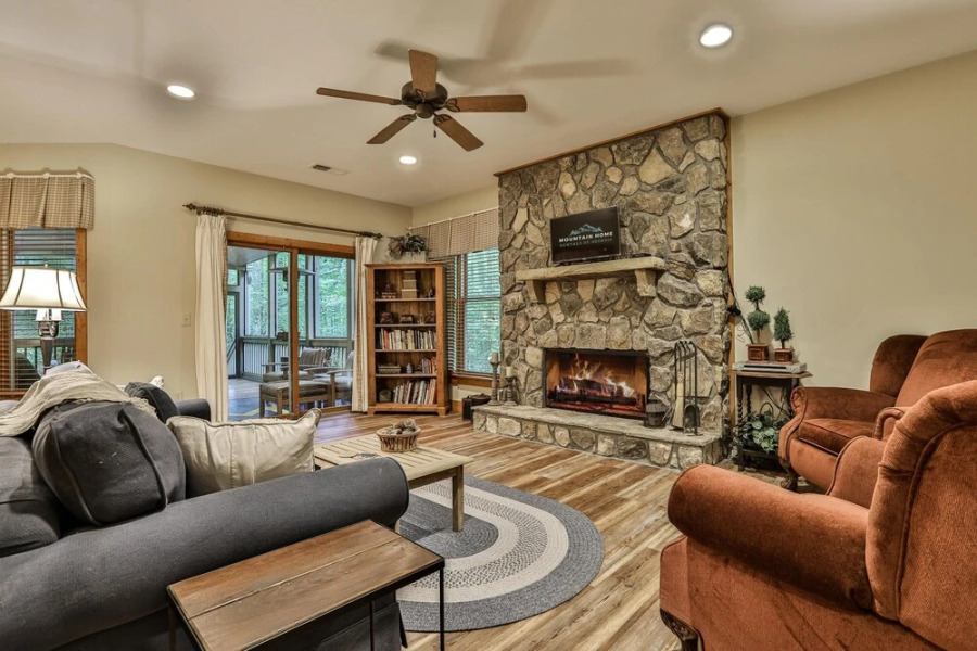 2 Duck Creek Cottage