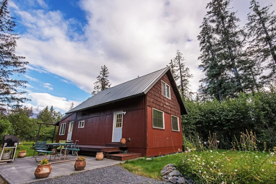 Secluded Seward Home: Patio, 2 Mi to Kenai Fjords!
