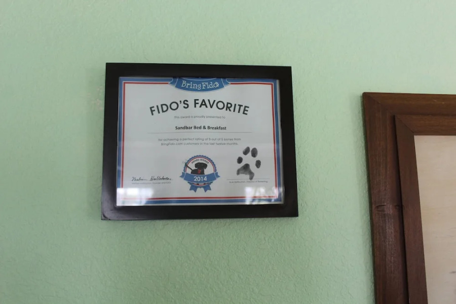 Sandbar Bed & Breakfast