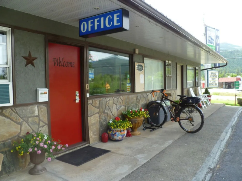 Lakeview Motel
