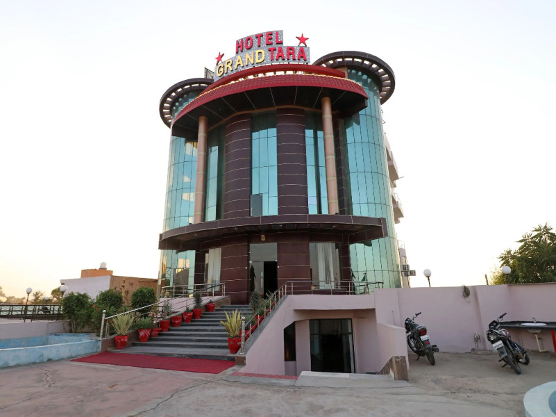 OYO 12520 Hotel Grand Tara