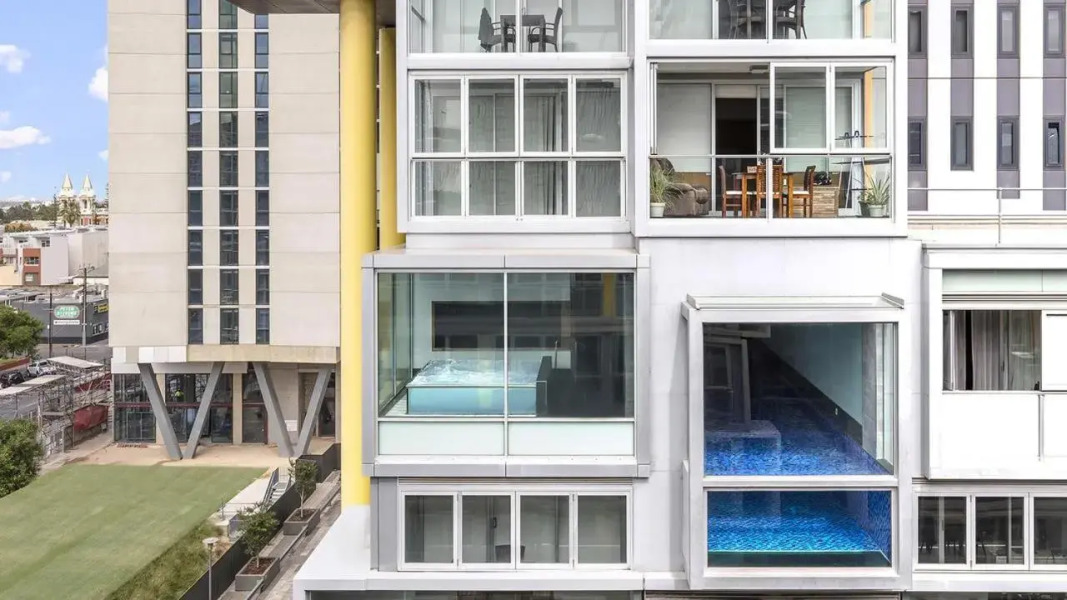 Hi 5 Stars Luxury Adelaide City Apartment