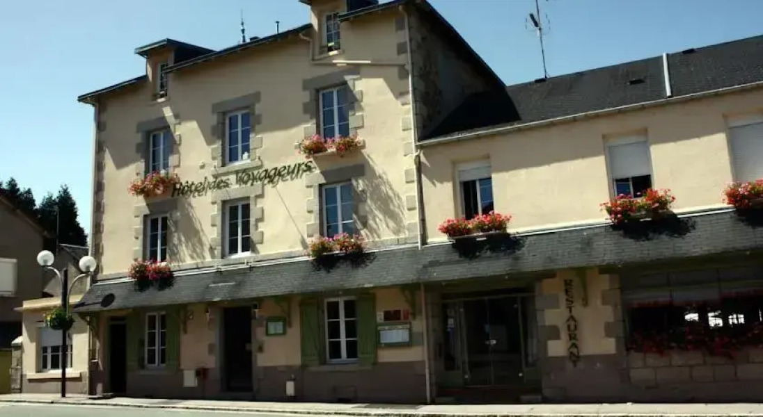 Hôtel - Restaurant des Voyageurs