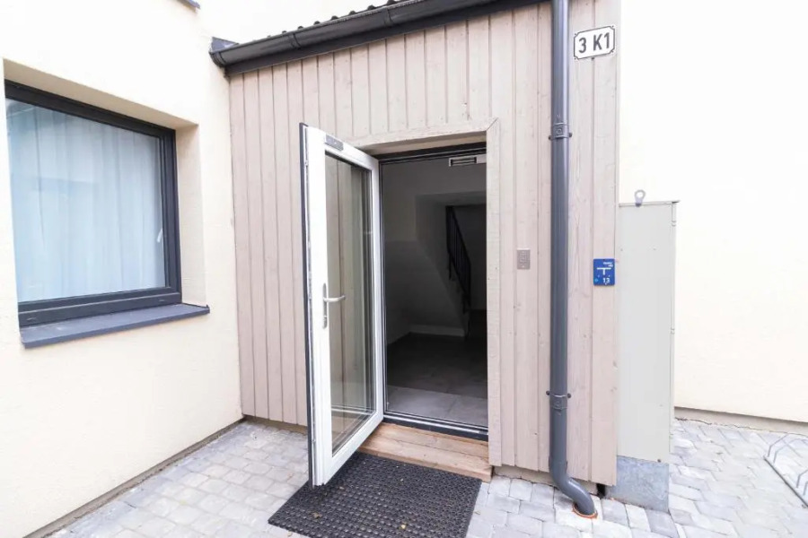 VineWood Apartment, By Cohost