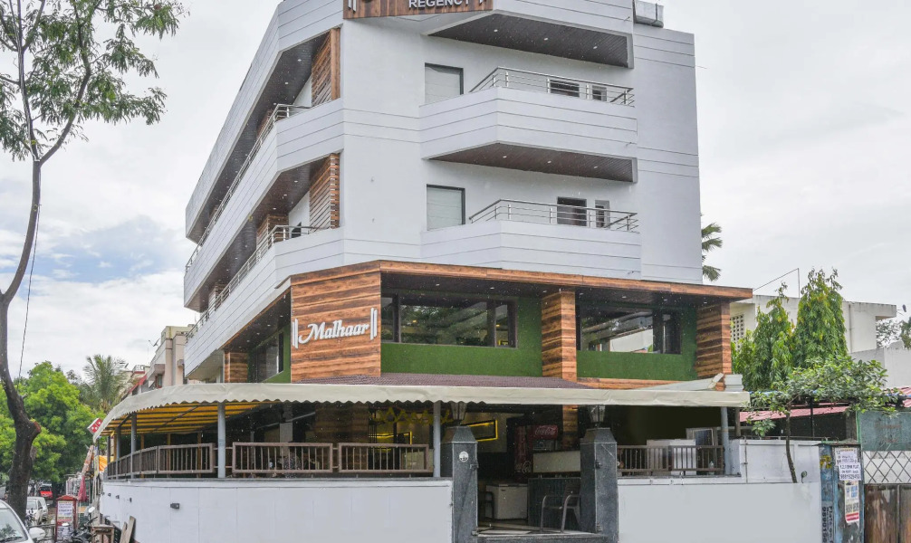 Treebo Malhaar Regency