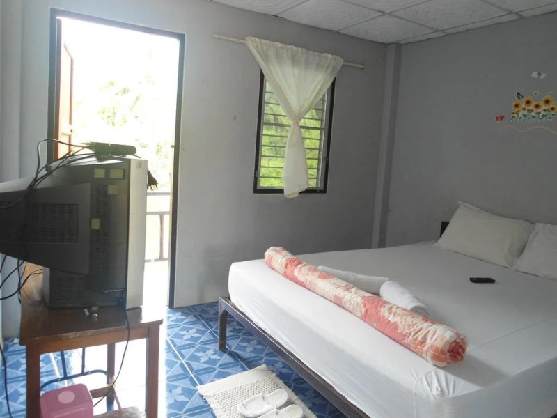 Khura Buri Tararin Resort