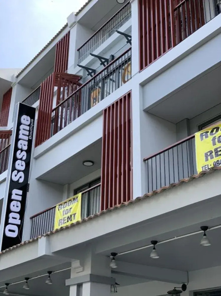 Open Sesame Boutique