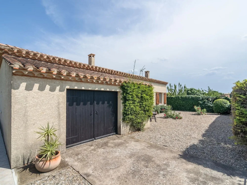 Superb Villa in Olonzac With Swimming Pool, Close to Lake