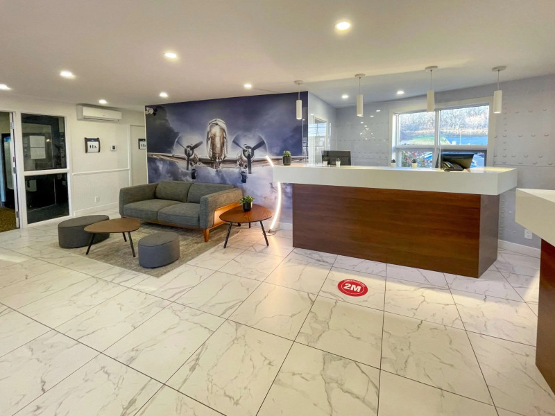 Clarion Pointe Quebec Airport