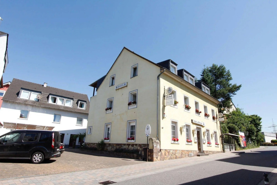 Hotel Restaurant Adria - Stuben