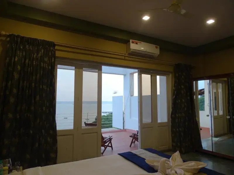 Ocean Heights Home Stay