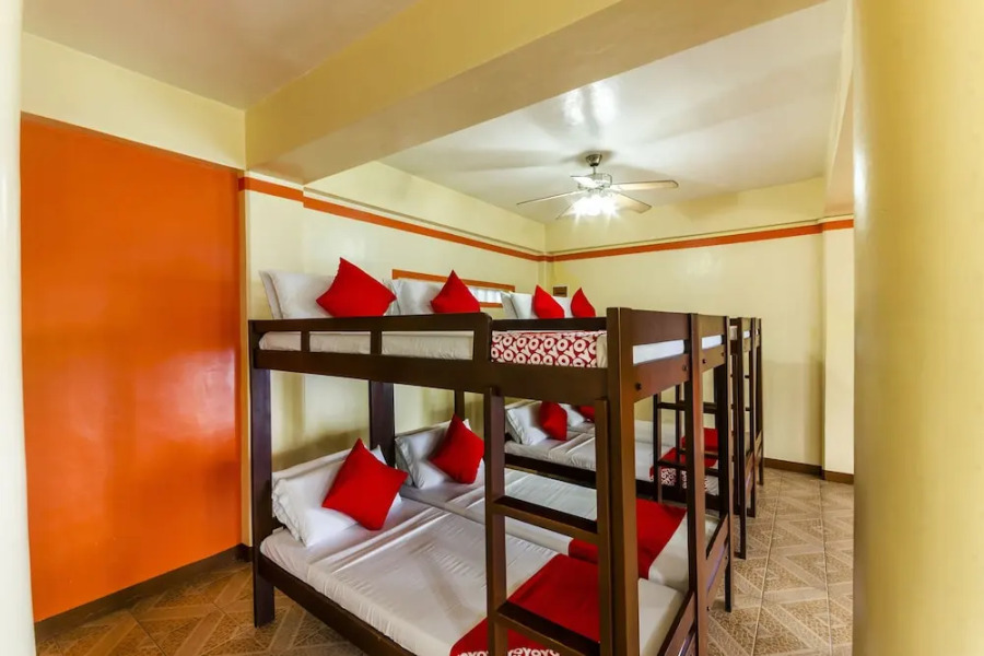 Dakong Bato Beach And Leisure Resort by OYO Rooms