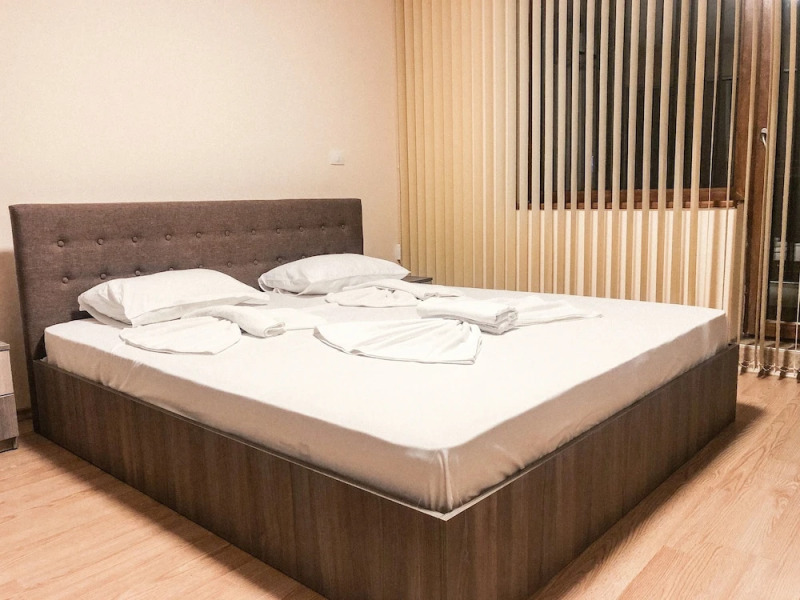 D&C Apartments in Garden of Eden