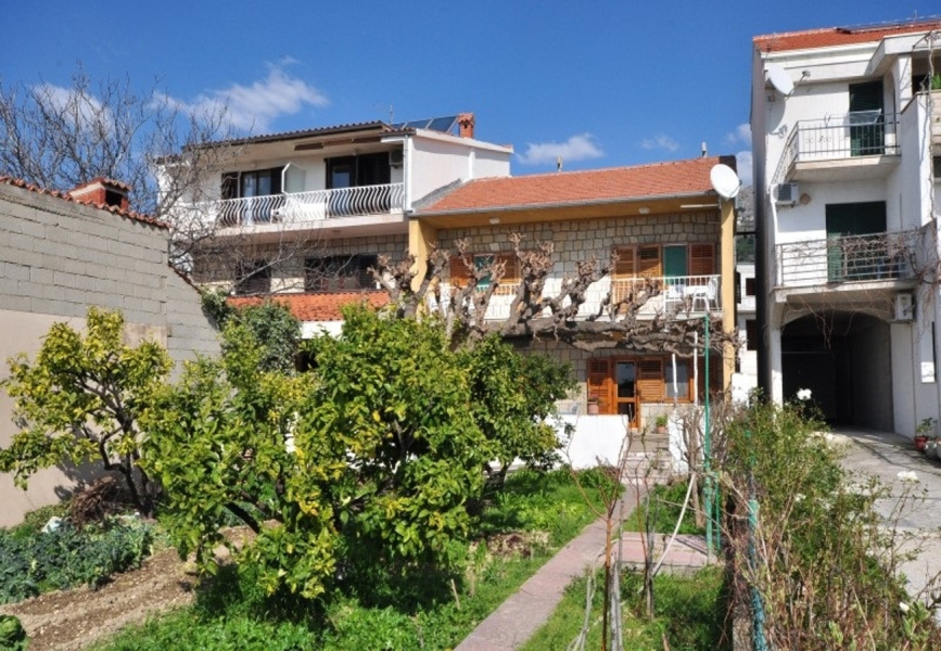 Holiday house Zeljka - 60 m from sea: Podstrana, Riviera Split