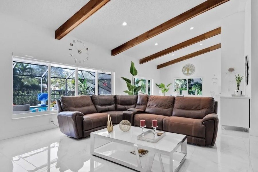 Deluxe 4BD Villa Paraiso W Heated Pool