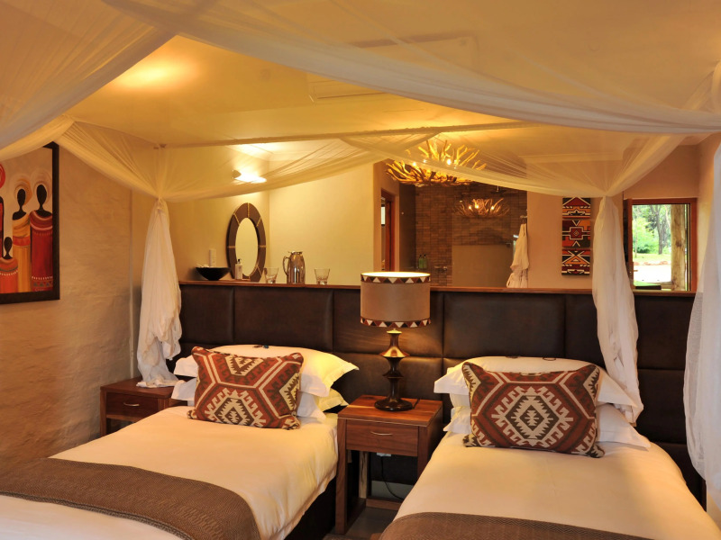 Victoria Falls Safari Club