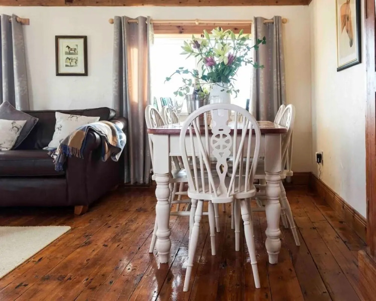 House for 16 Guests 7 Bedroom