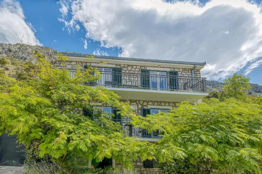 House Villa Danica on the Hills