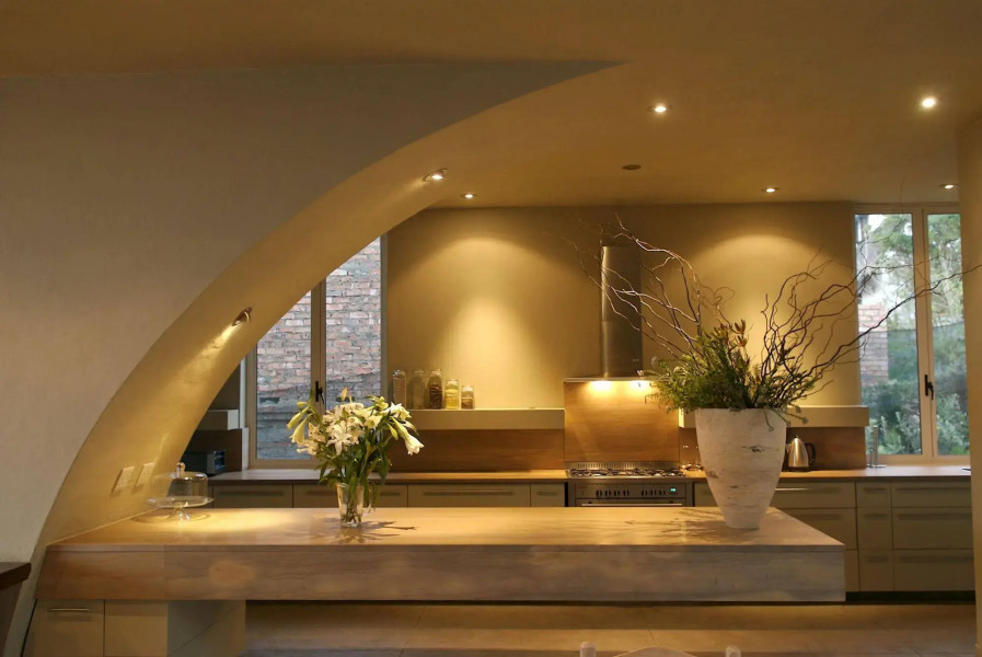 Mosselberg on Grotto Beach