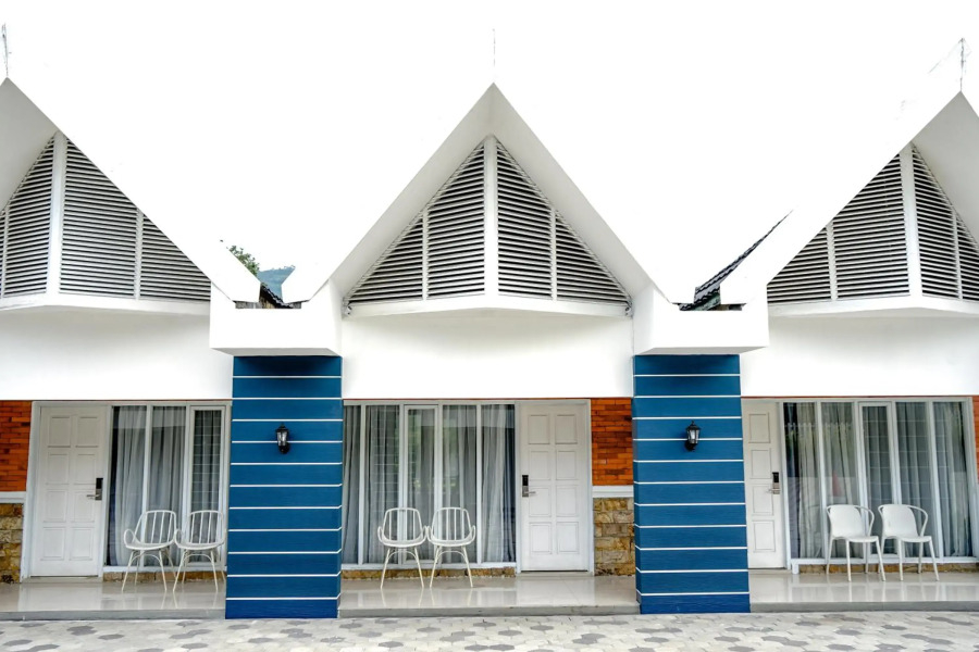 Ariandri Hotel & Resort 